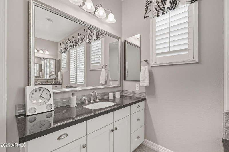 28-web-or-mls-Via-28