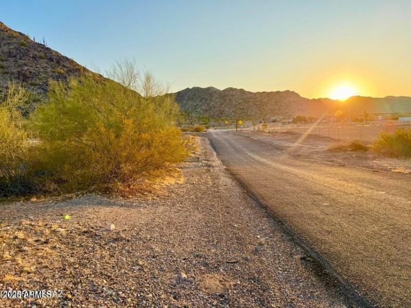 20250827081306168905000000-o (1)