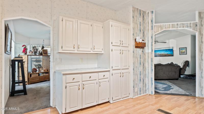 Interior - 547 S Little Bear Tr-4