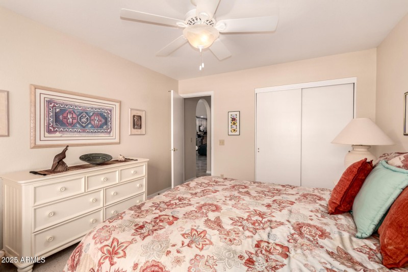 24 - McCorkindale 24432