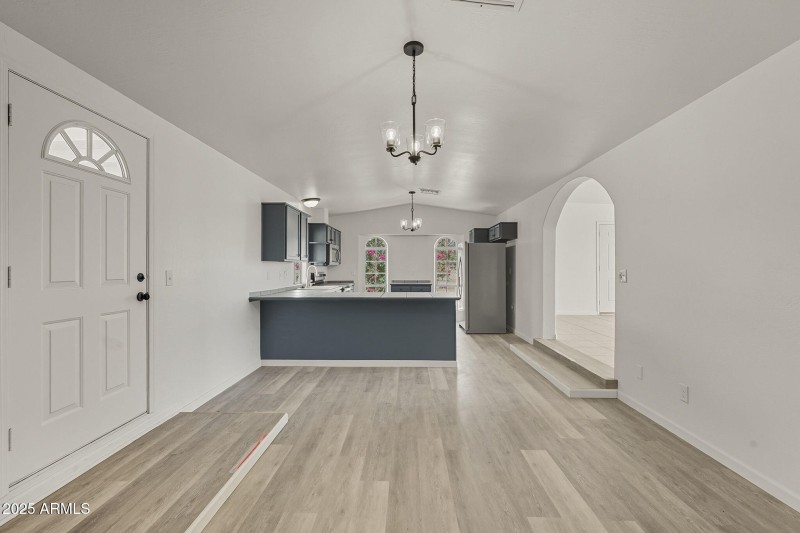 21-web-or-mls-Foothill-10