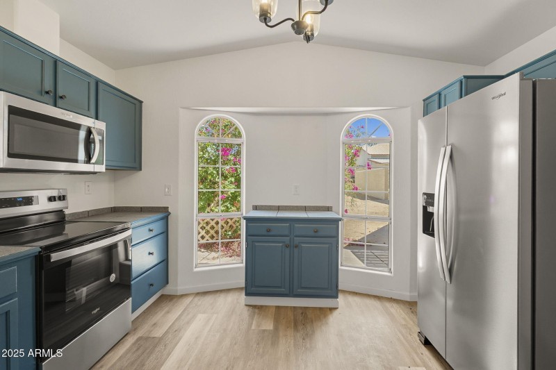 25-web-or-mls-Foothill-14