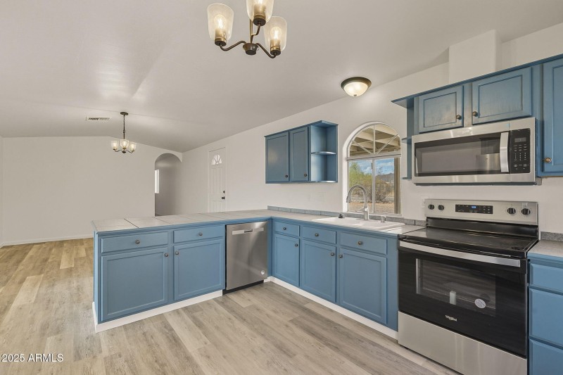 27-web-or-mls-Foothill-16