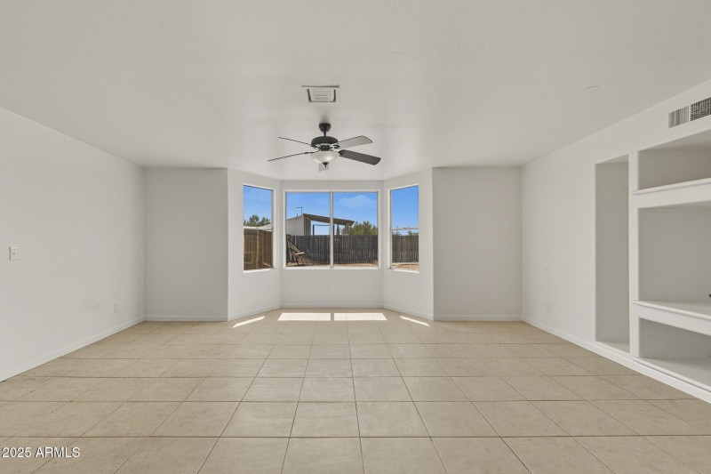 30-web-or-mls-Foothill-19