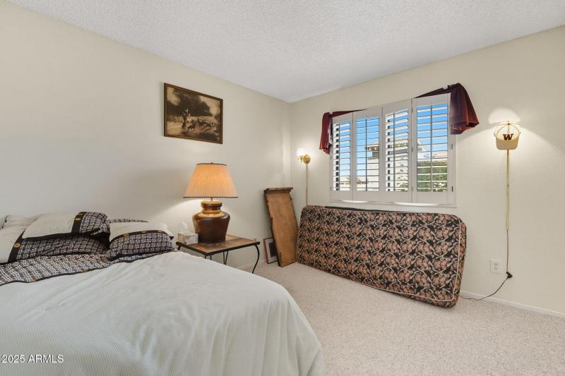 41-web-or-mls-Berrybrook-41