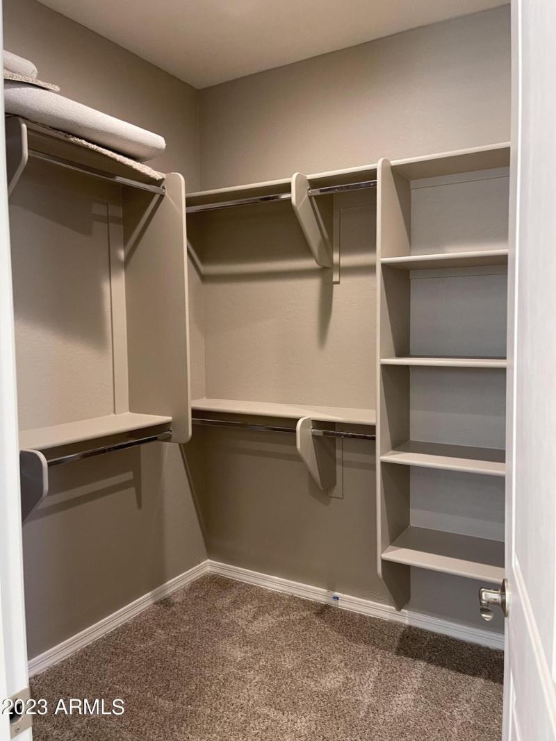 0372286A-7C22-4F25-80B6-1C55F74EB487