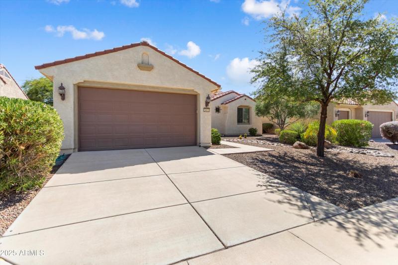 03-26833 W Irma Ln