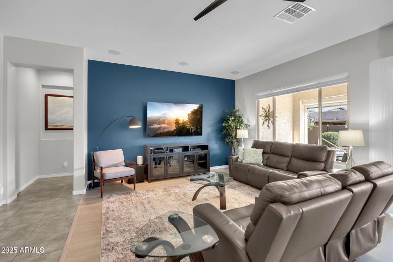 8-web-or-mls-Torrey Pines-5