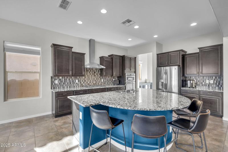 16-web-or-mls-Torrey Pines-10