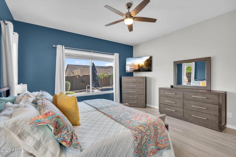 24-web-or-mls-Torrey Pines-25