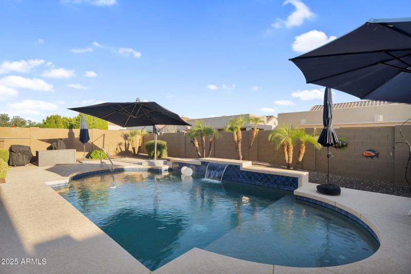 41-web-or-mls-Torrey Pines-41