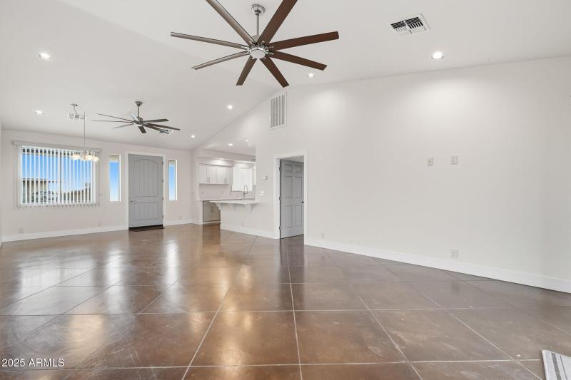 9-web-or-mls-Davis-9