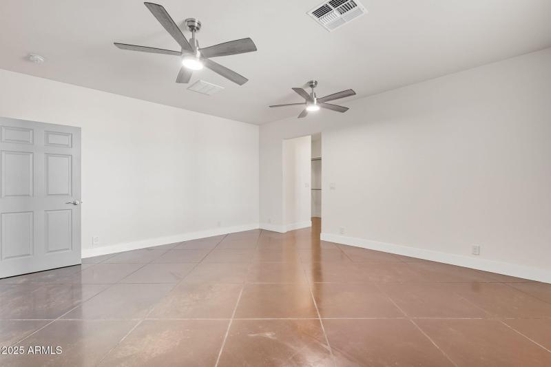 24-web-or-mls-Davis-24