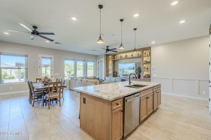 Island and 4 Seat Breakfast Bar