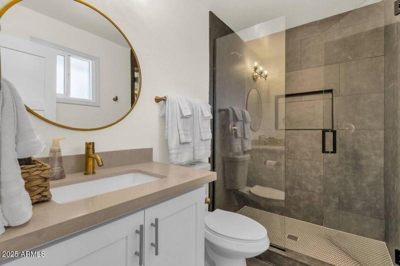 cc08b8c4-01d8-442a-8c25-ff70e435388a