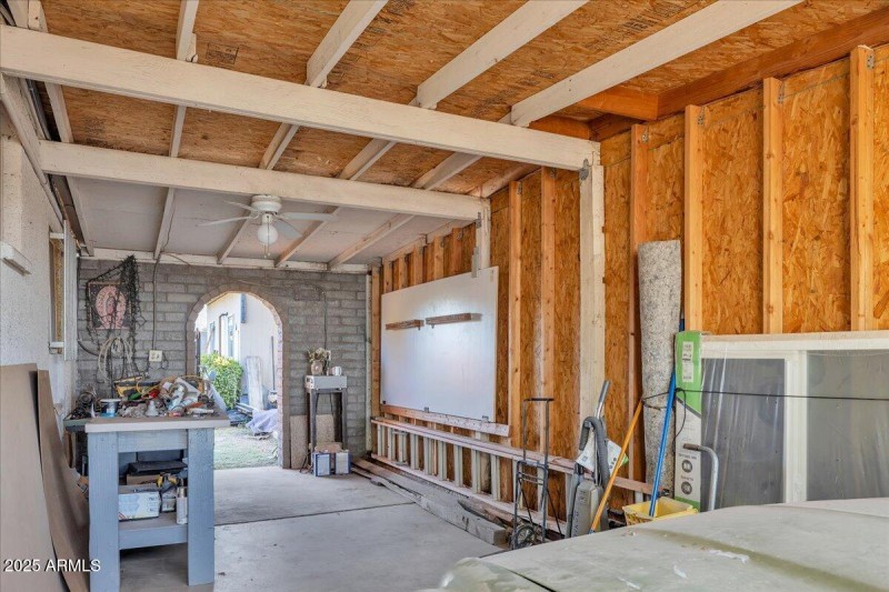 20-1837_E_Pleasant_Ln20