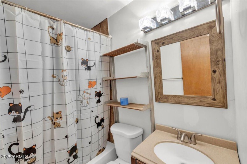 09-1837_E_Pleasant_Ln9