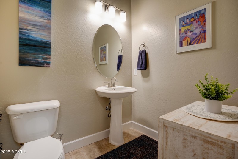 Guest Bathroom 2