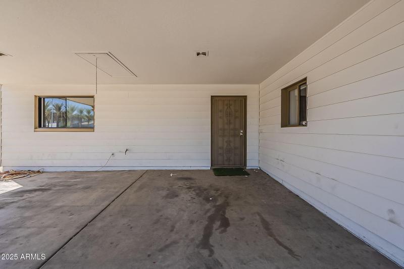 large-019935a7-3eb5-73cb-889a-f1724ab62d