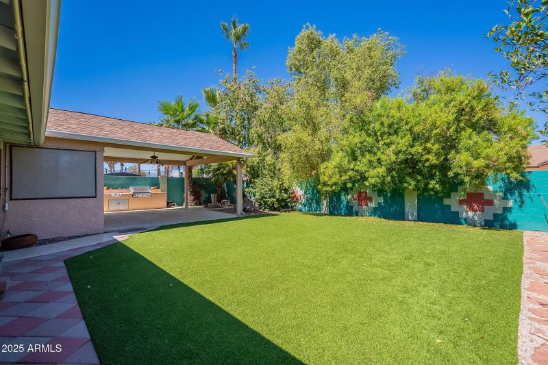 Pet Friendly Artificial Turf