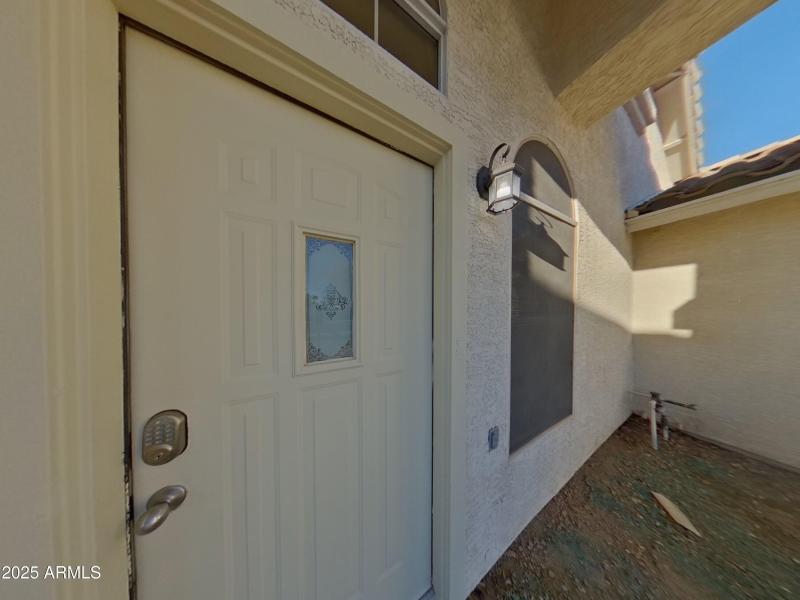 23_pc_URLleqriJG_nYNdTnJ2gR_center_0