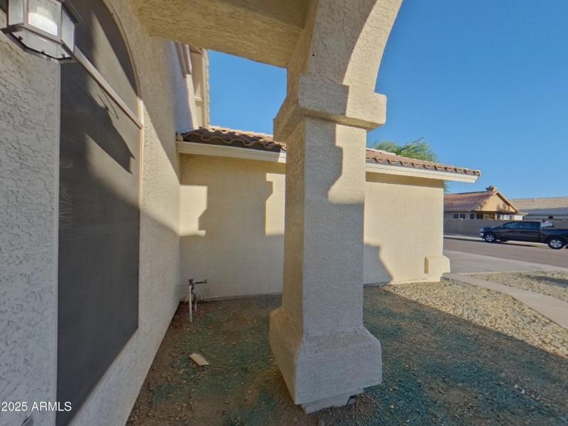 25_pc_URLleqriJG_nYNdTnJ2gR_center_2