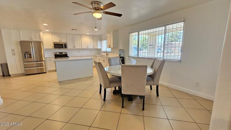 WhatsApp Image 2025-09-12 at 14.25.31_08