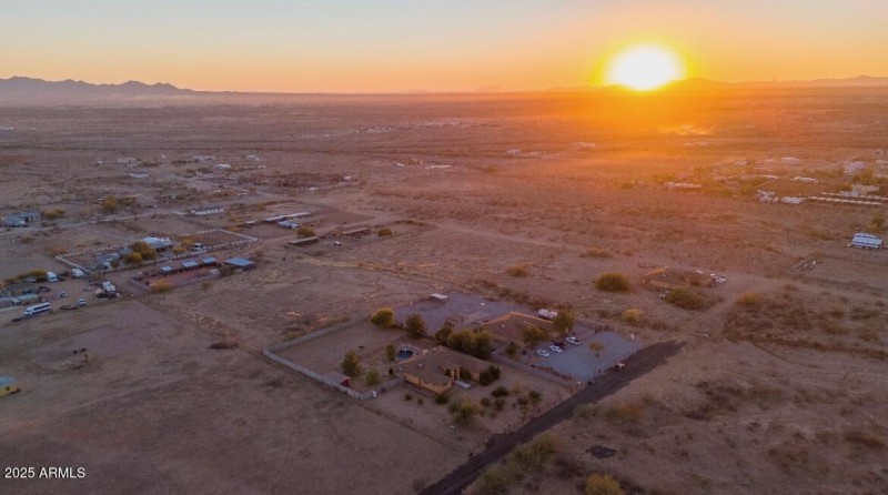 23011 W WILDCAT DRIVE