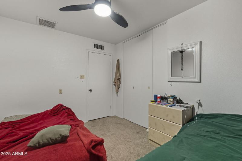 large-019935a7-45c4-7335-9b76-7dd988c0a7