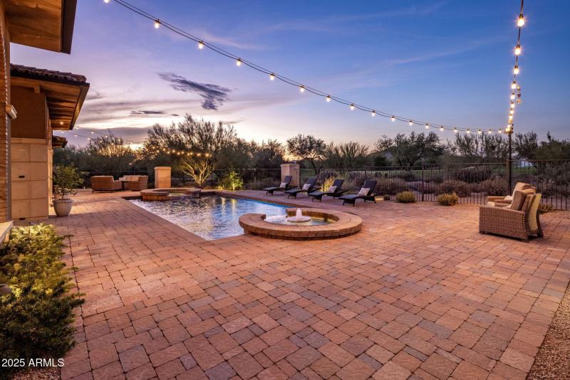 Expansive patio