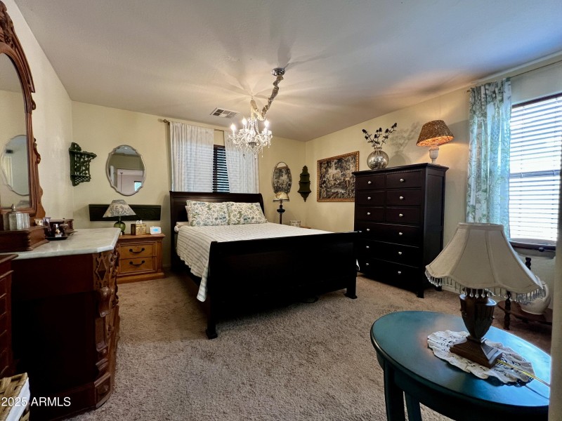 20250912_201020945_iOS