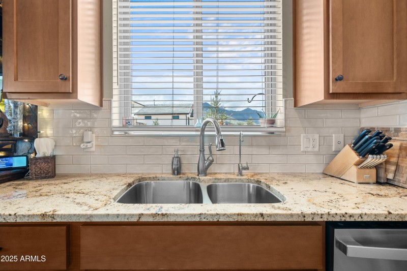 Interior - 6760 Vaquero Cir-8