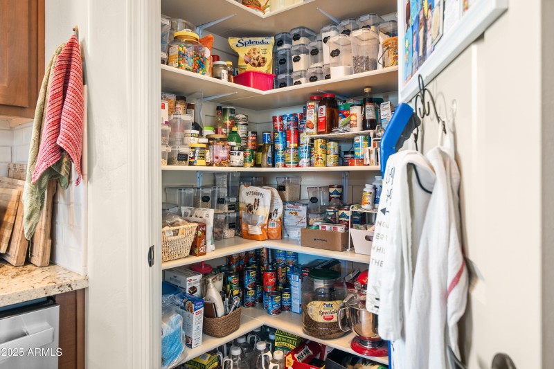 Interior - 6760 Vaquero Cir-12