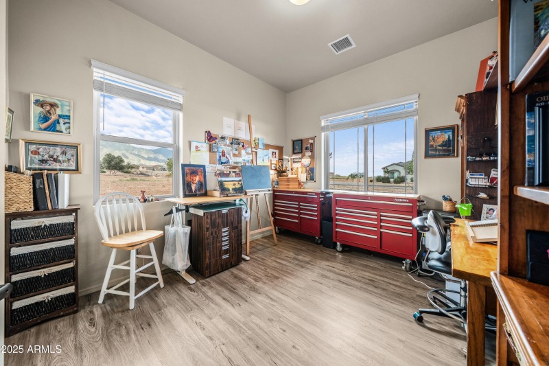 Interior - 6760 Vaquero Cir-21