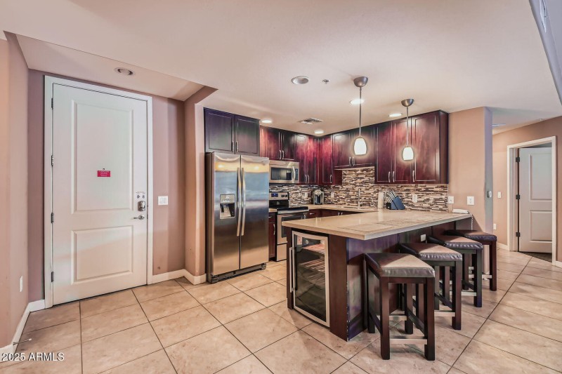 5450 E Deer Valley Dr Building 10 Unit 1