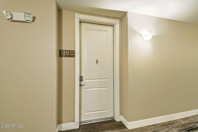 5450 E Deer Valley Dr Building 10 Unit 1