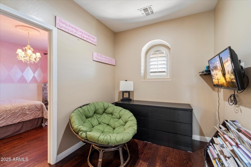 Sitting Area between bedrooms