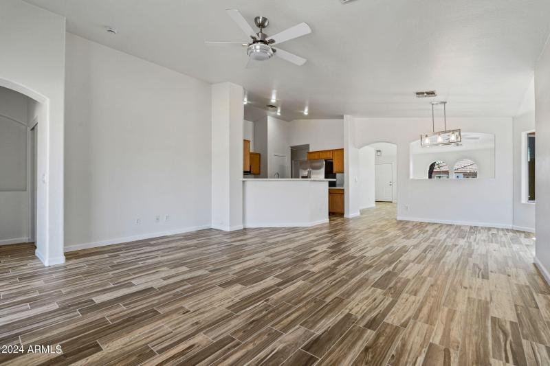 13-web-or-mls-Done Interior-19