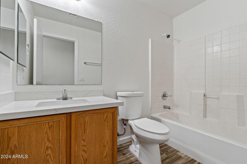 28-web-or-mls-Done Interior-3