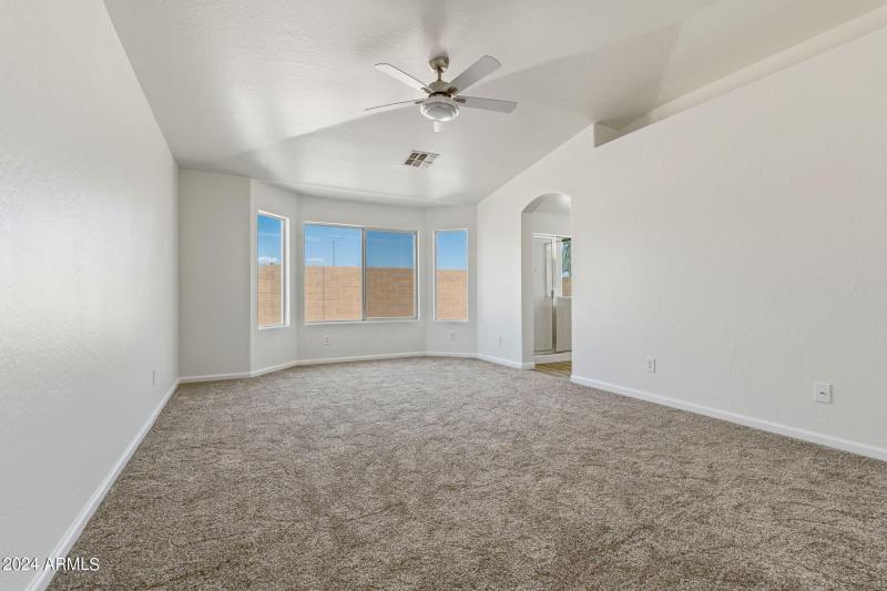 34-web-or-mls-Done Interior-41