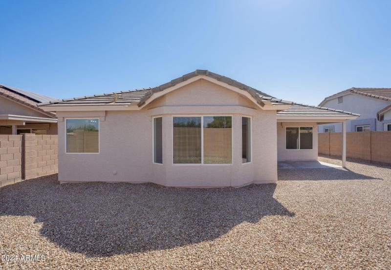 51-web-or-mls-Exterior JH-4