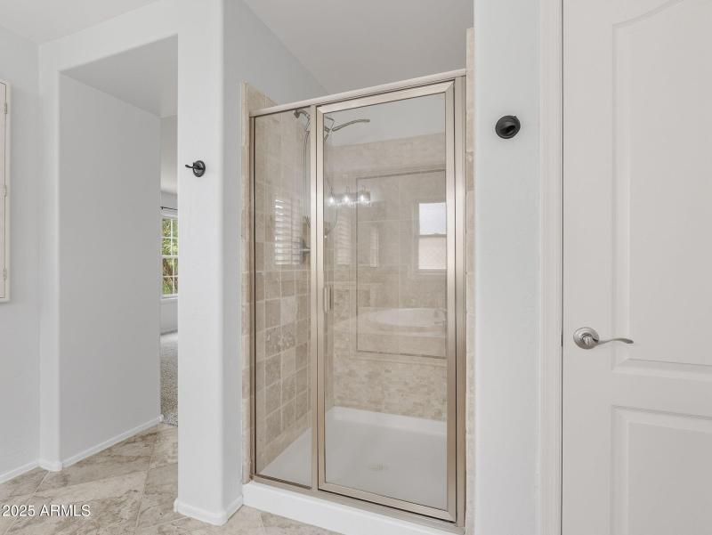 large-019940ae-f57e-70ed-aeb3-95d0d485cc