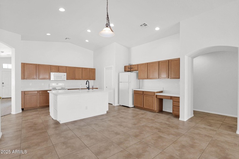 20-web-or-mls-P1293139