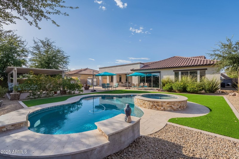 65-web-or-mls-Via-65