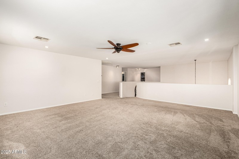 Upstairs Loft/Second Family Room