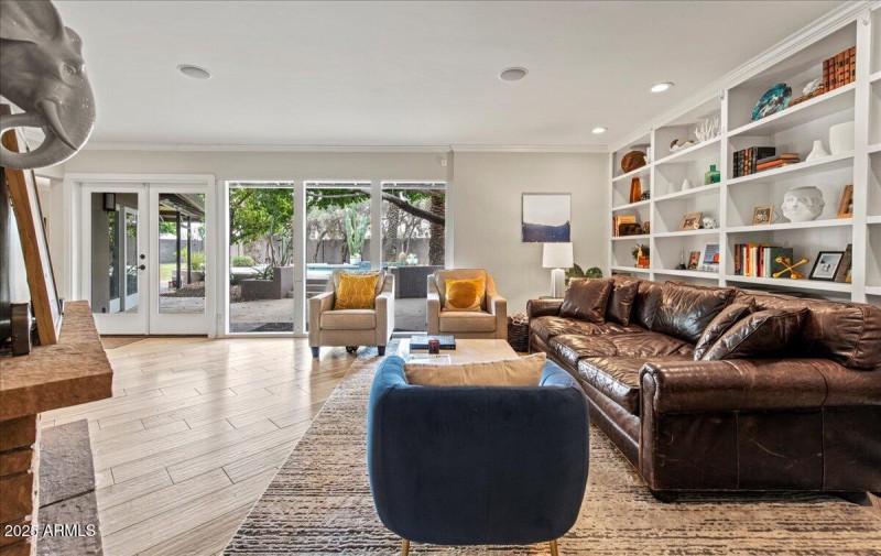 17-4721 E Calle Redonda 17