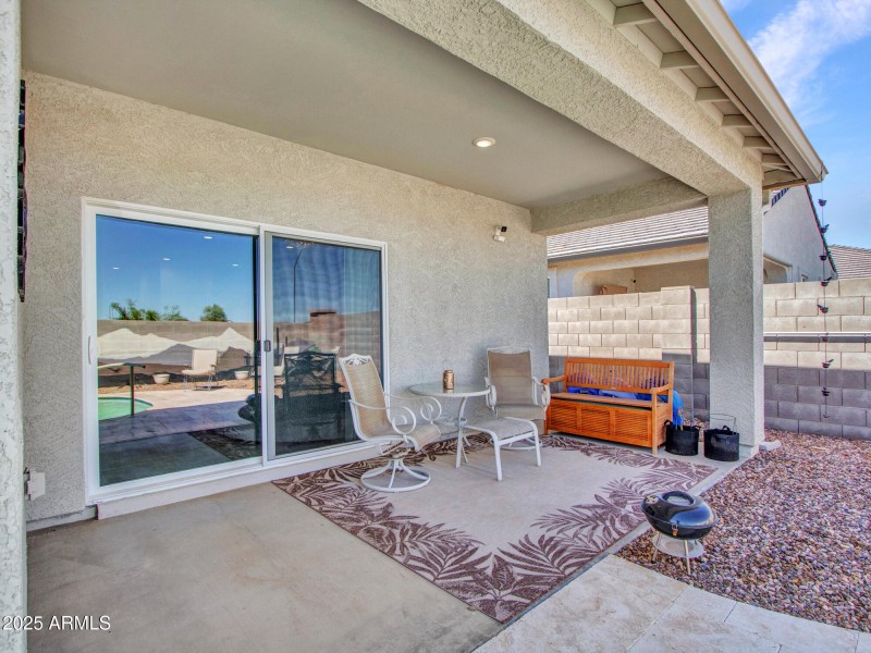 11-Covered-Patio-(4)