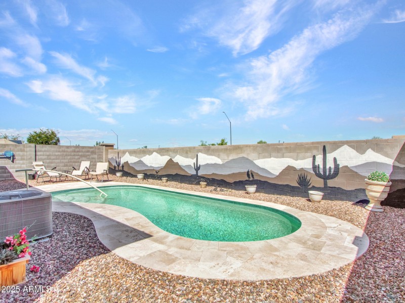 12-Backyard-pool-(3)