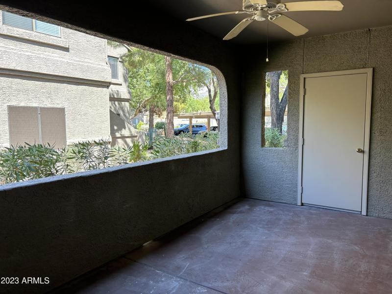 LARGE PATIO OFF LR & MASTER