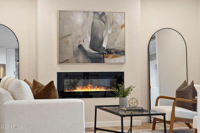 25-web-or-mls-15034-n-54th-st